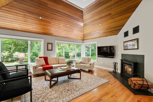 177 Plympton Road, Sudbury, MA 01776