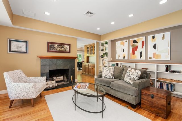 177 Plympton Road, Sudbury, MA 01776