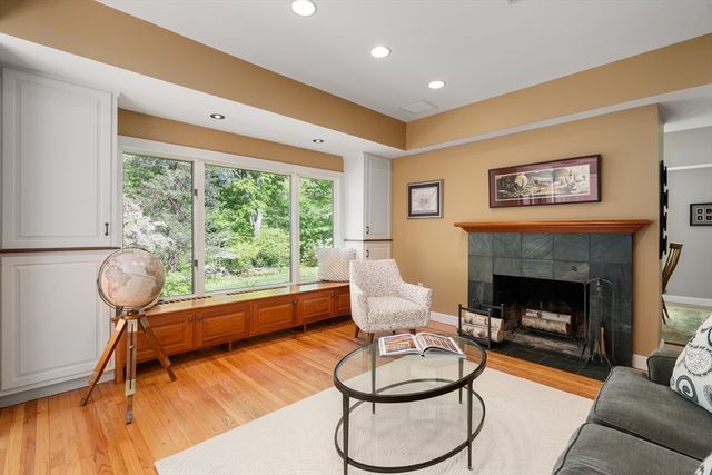 177 Plympton Road, Sudbury, MA 01776