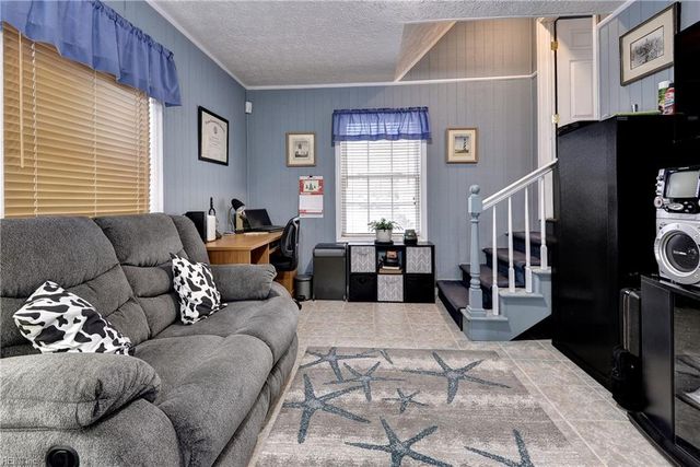 1025 Riverside DR, Lanexa, VA 23089