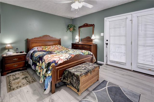 1025 Riverside DR, Lanexa, VA 23089