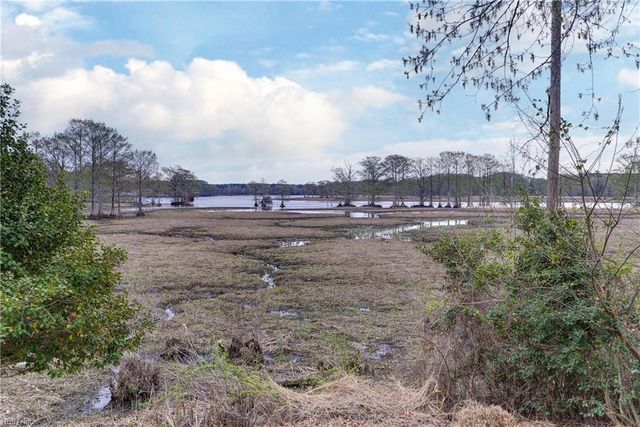 1025 Riverside DR, Lanexa, VA 23089