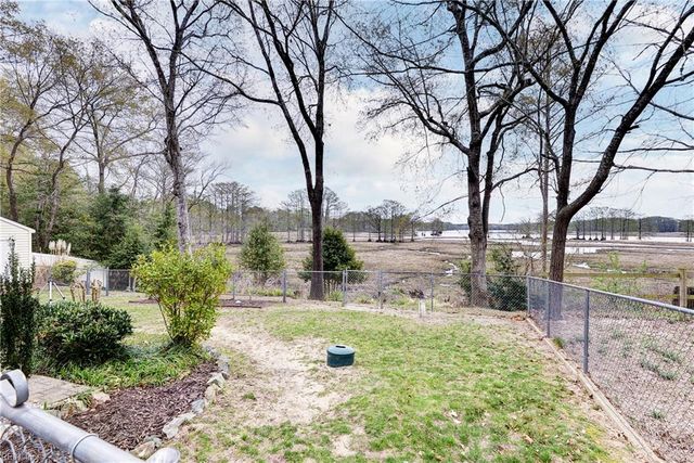 1025 Riverside DR, Lanexa, VA 23089