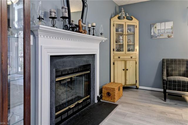 1025 Riverside DR, Lanexa, VA 23089