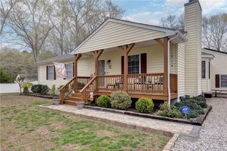 1025 Riverside DR, Lanexa, VA 23089