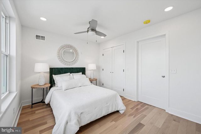 1432 S NEWKIRK ST, Philadelphia, PA 19146