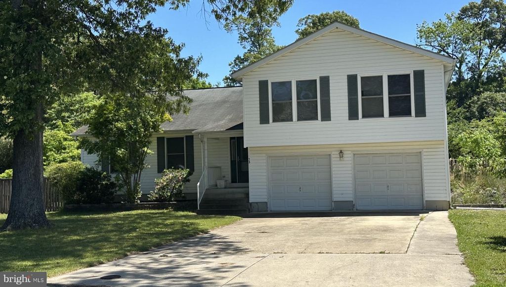 Image 1 of property listing at 273 NORTH DR, Severna Park, MD 21146
