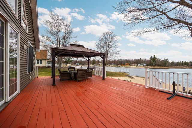 1219 Nokomis Drive, Gladwin, MI 48624