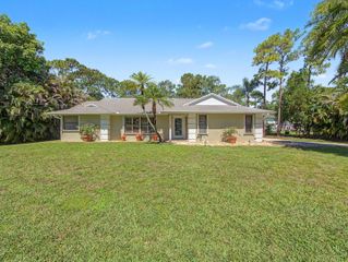 17331 Alexander Run, Jupiter, FL 33478