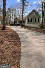 172 Crown Forest Drive, Mcdonough, GA 30252