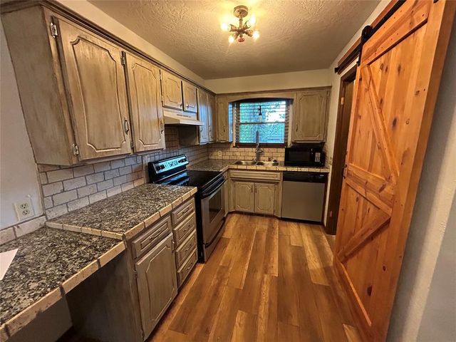 1229 N Indiana Street, Weatherford, OK 73096