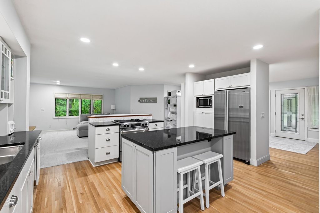 12515 Sunset Trail N, Plymouth, MN 55441 — exterior