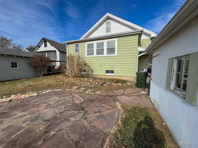 1060 Market Street, Ste Genevieve, MO 63670