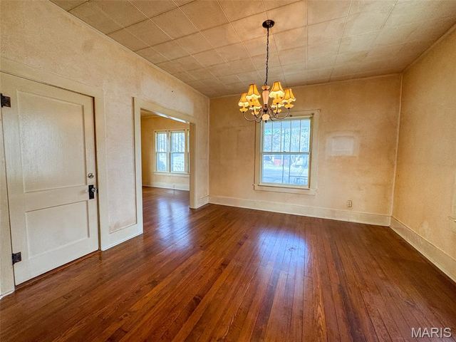 1060 Market Street, Ste Genevieve, MO 63670