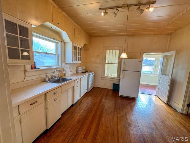 1060 Market Street, Ste Genevieve, MO 63670