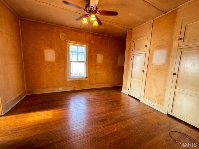 1060 Market Street, Ste Genevieve, MO 63670