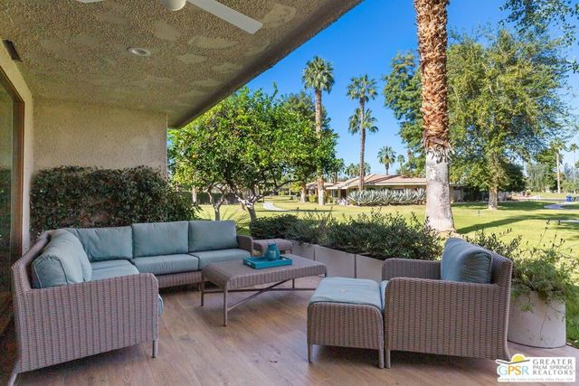 2332 Oakcrest Drive, Palm Springs, CA 92264