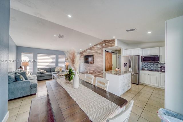 1918 SE 5th Court, Cape Coral, FL 33990