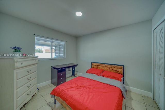 1918 SE 5th Court, Cape Coral, FL 33990