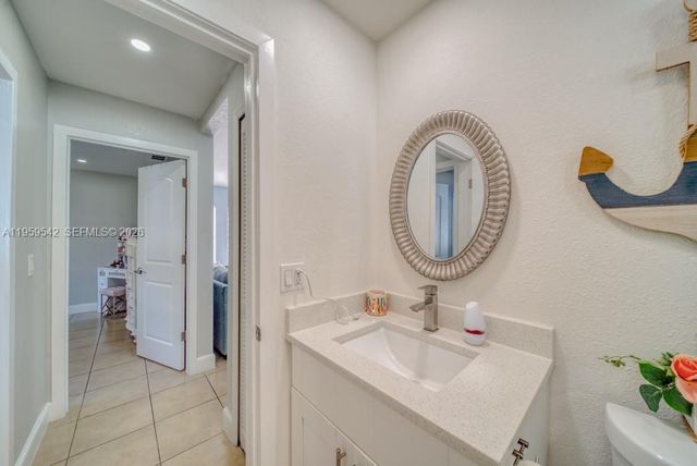 1918 SE 5th Court, Cape Coral, FL 33990