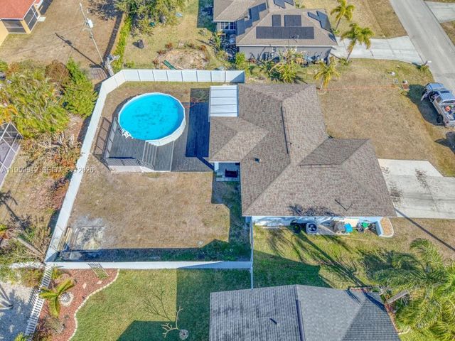 1918 SE 5th Court, Cape Coral, FL 33990