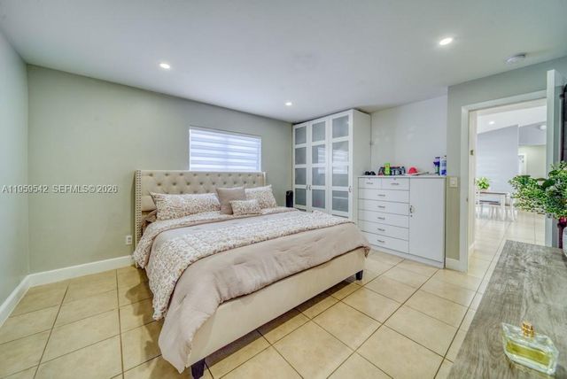1918 SE 5th Court, Cape Coral, FL 33990