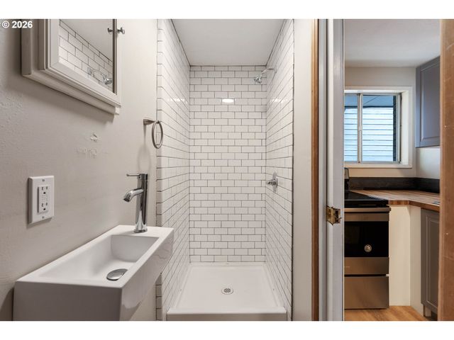 2507 Se MONROE St, Milwaukie, OR 97222