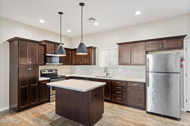 3010 N 37TH Street 6, Phoenix, AZ 85018