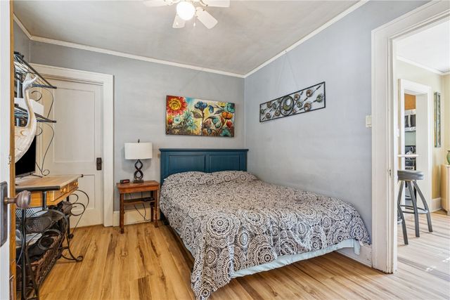 910 Maplewood Drive NE, Cedar Rapids, IA 52402