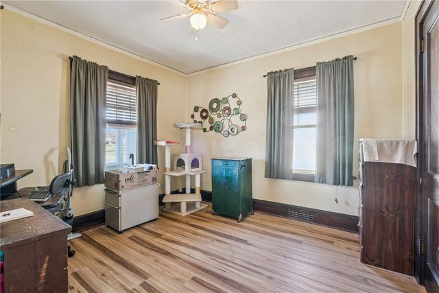 910 Maplewood Drive NE, Cedar Rapids, IA 52402