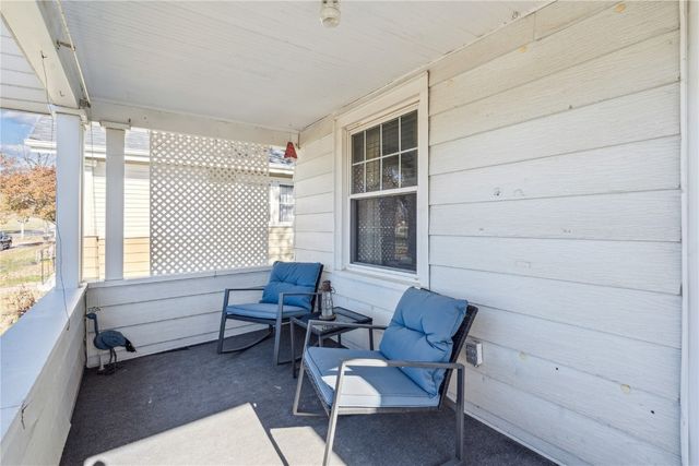 910 Maplewood Drive NE, Cedar Rapids, IA 52402