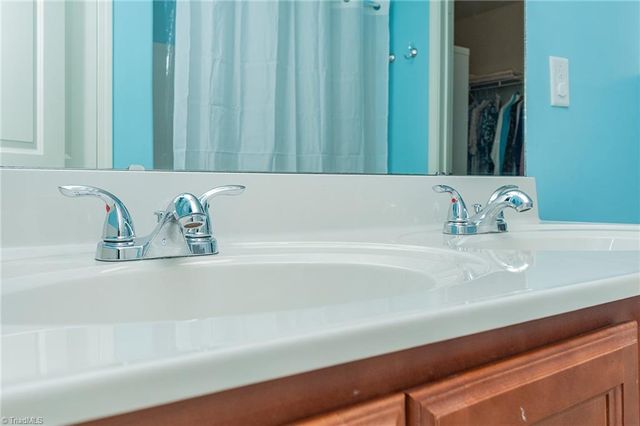 501 Caden Village Circle, Lexington, NC 27295