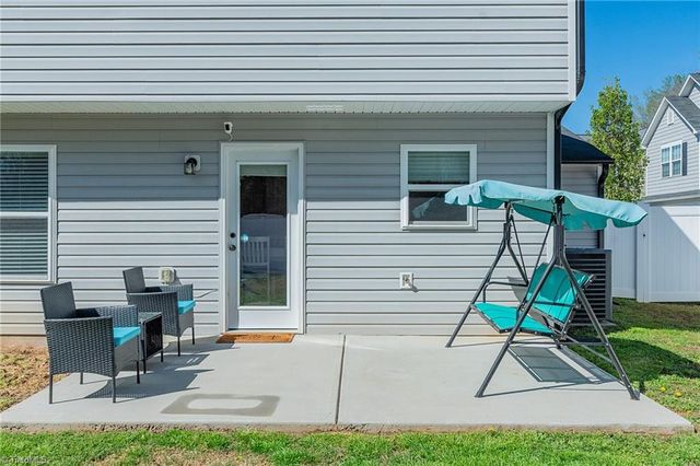 501 Caden Village Circle, Lexington, NC 27295