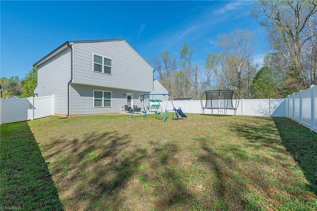 501 Caden Village Circle, Lexington, NC 27295