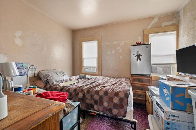 2010 N 31st STREET, Milwaukee, WI 53208