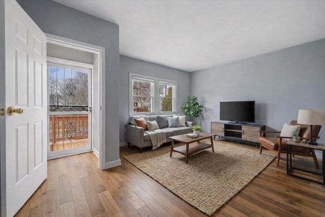 2010 N 31st STREET, Milwaukee, WI 53208