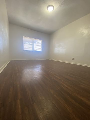 5300 Wonder Drive B, Fort Worth, TX 76133