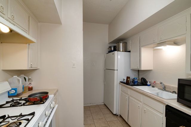 5300 Wonder Drive B, Fort Worth, TX 76133