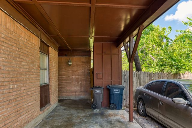 5300 Wonder Drive B, Fort Worth, TX 76133