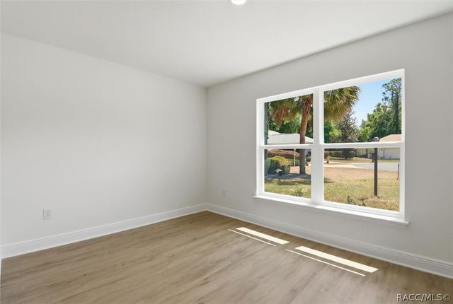 2665 E Maidstone Court, Hernando, FL 34442