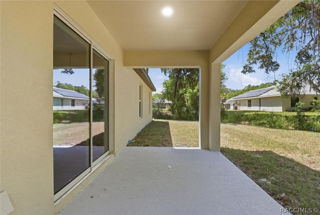 2665 E Maidstone Court, Hernando, FL 34442