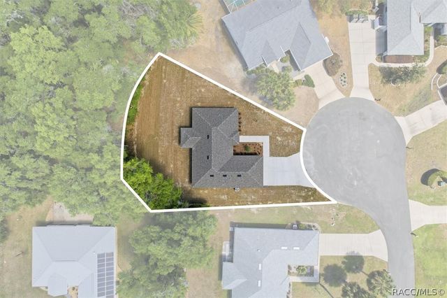 2665 E Maidstone Court, Hernando, FL 34442