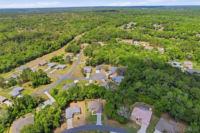 2665 E Maidstone Court, Hernando, FL 34442