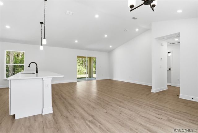 2665 E Maidstone Court, Hernando, FL 34442