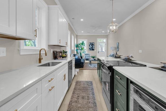 9 Lapp's Court, Charleston, SC 29403