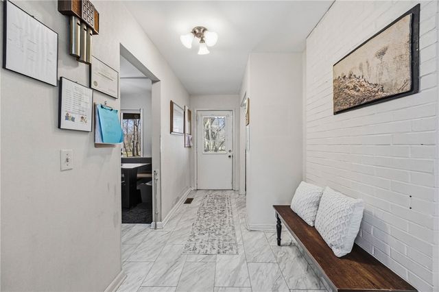 1738 Creek St, Penfield, NY 14526