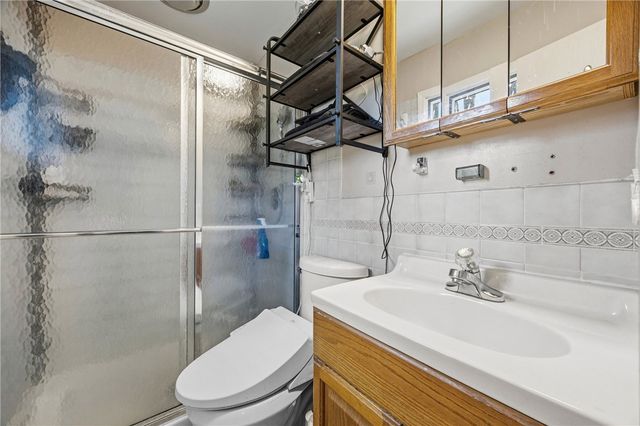 1738 Creek St, Penfield, NY 14526