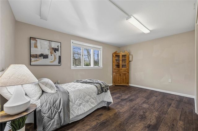 1738 Creek St, Penfield, NY 14526