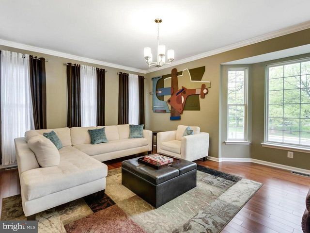 6597 PATENT PARISH LN, Alexandria, VA 22315