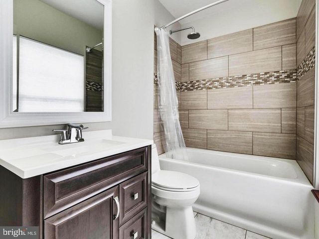 6597 PATENT PARISH LN, Alexandria, VA 22315